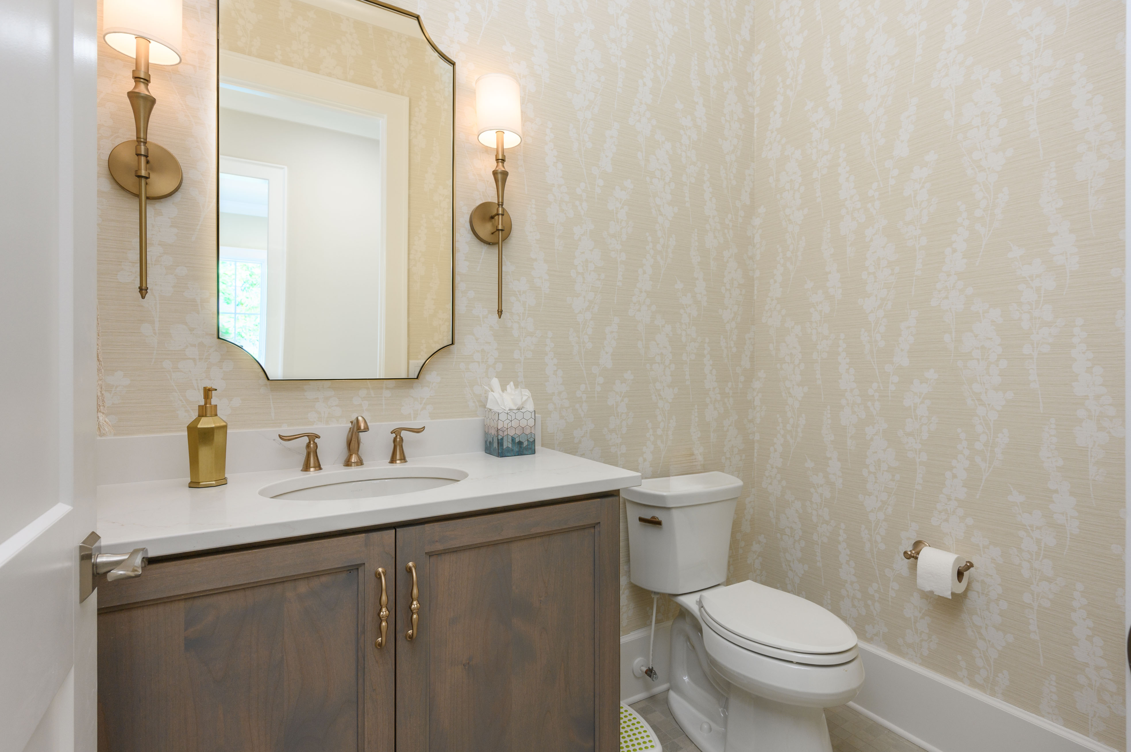 1300 Lake Club Drive image 38
